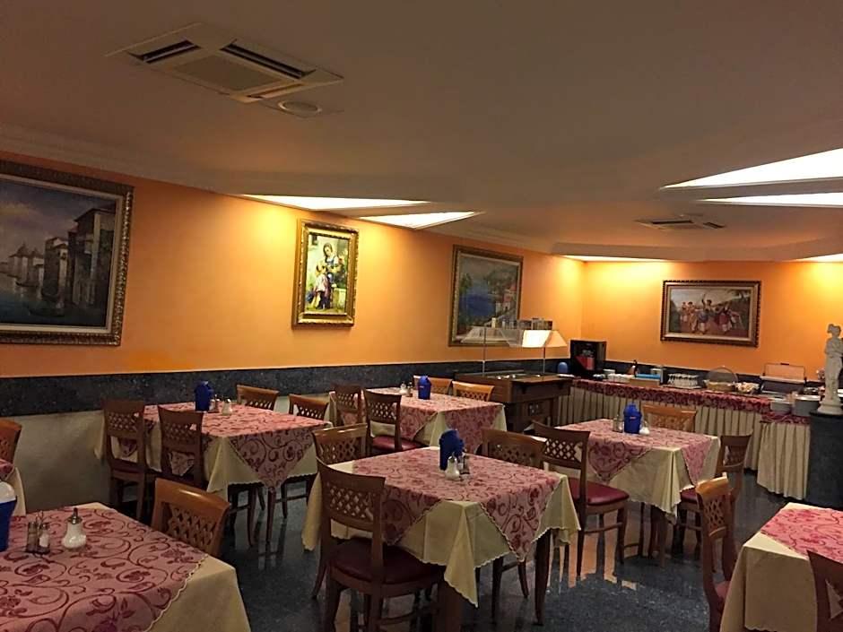 Hotel & Restaurant Garda