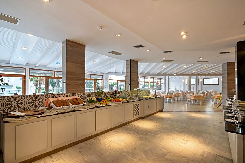 Delfina Tropic Beach