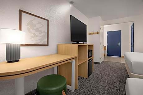 1 King Bed With Sofabed