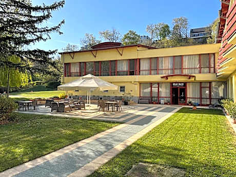 Hello Balcsi Apartmanház