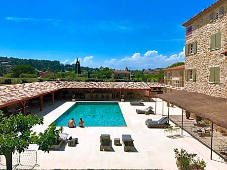 Double Room with Pool View