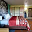Super 8 by Wyndham Clearwater/St. Petersburg Airport