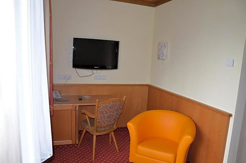 Hotel-Pension Strolz