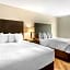 Clarion Inn & Suites Kissimmee-Lake Buena Vista South