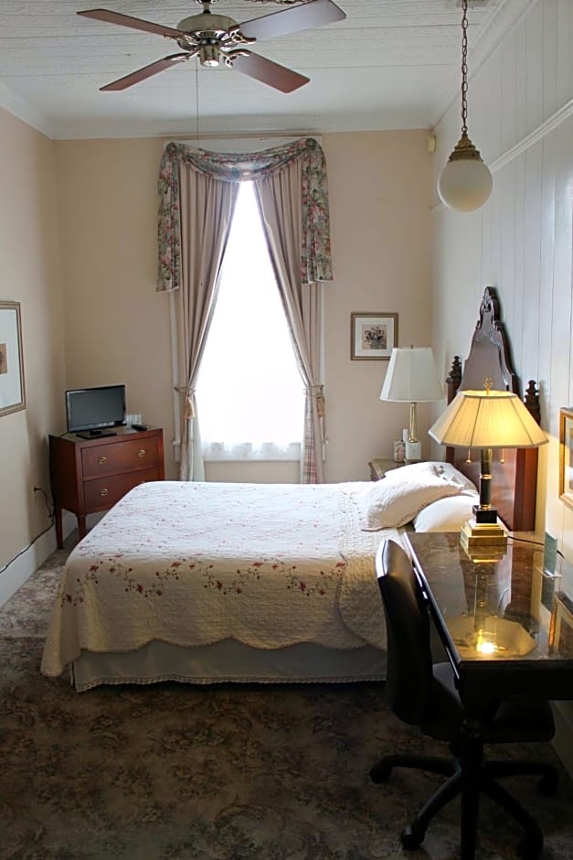 The Hotel Limpia