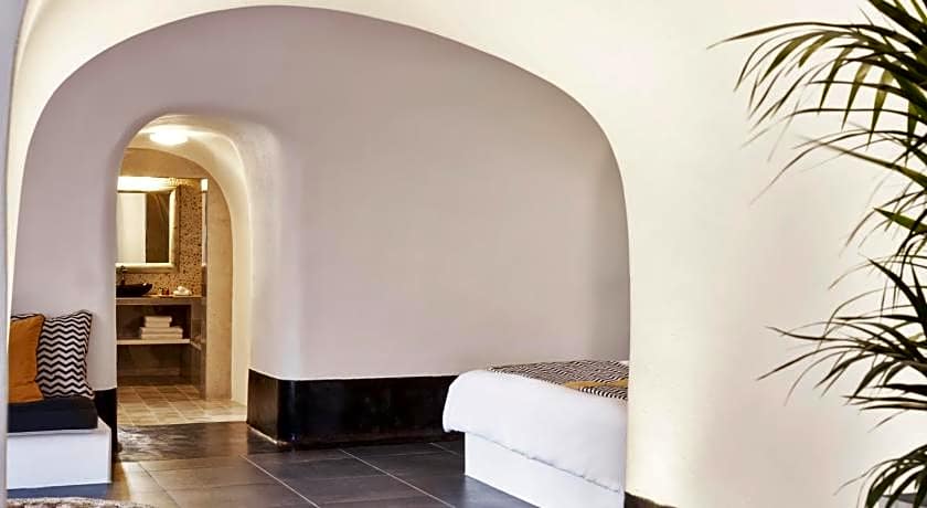 San Antonio Luxury Hotel