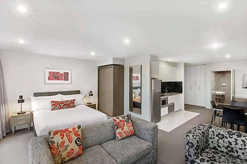 Adina Serviced Apartments Canberra, Dickson