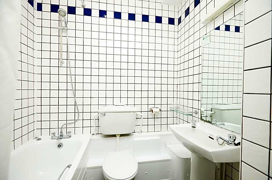 Bear Hotel by Greene King Inns