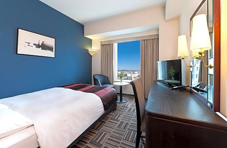 Double Room with Small Double Bed - Non-Smoking