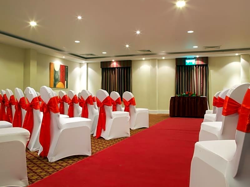 Aberdeen Airport Dyce Hotel, Sure Hotel Collection by BW