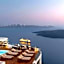 Sun Rocks Boutique Hotel - Caldera View Suites & Sunset Dining Experience