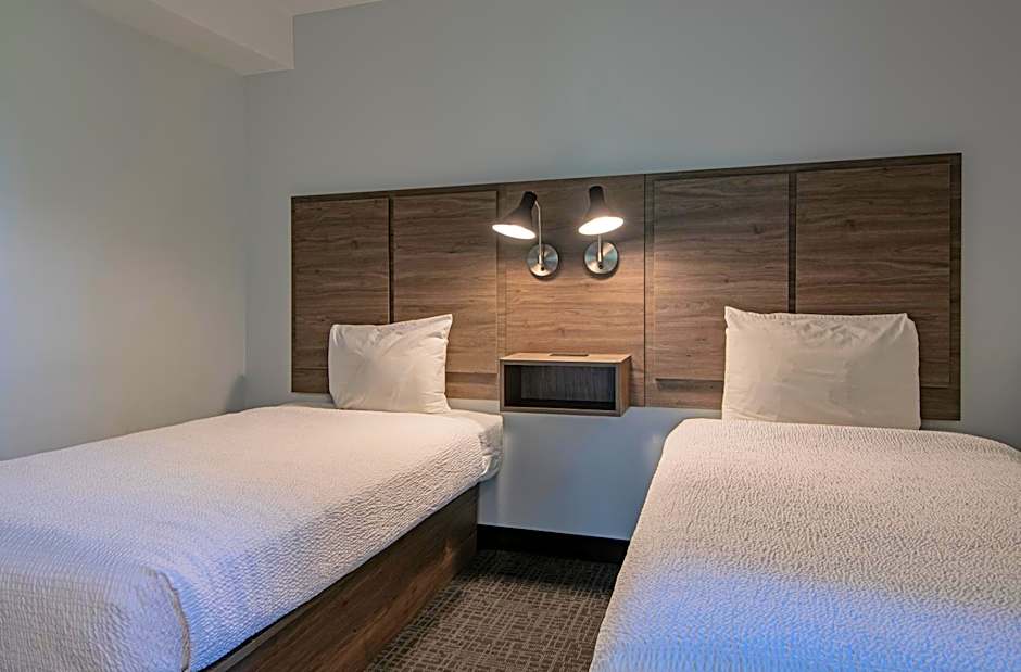 Photo 1 of 6 of Family Suite