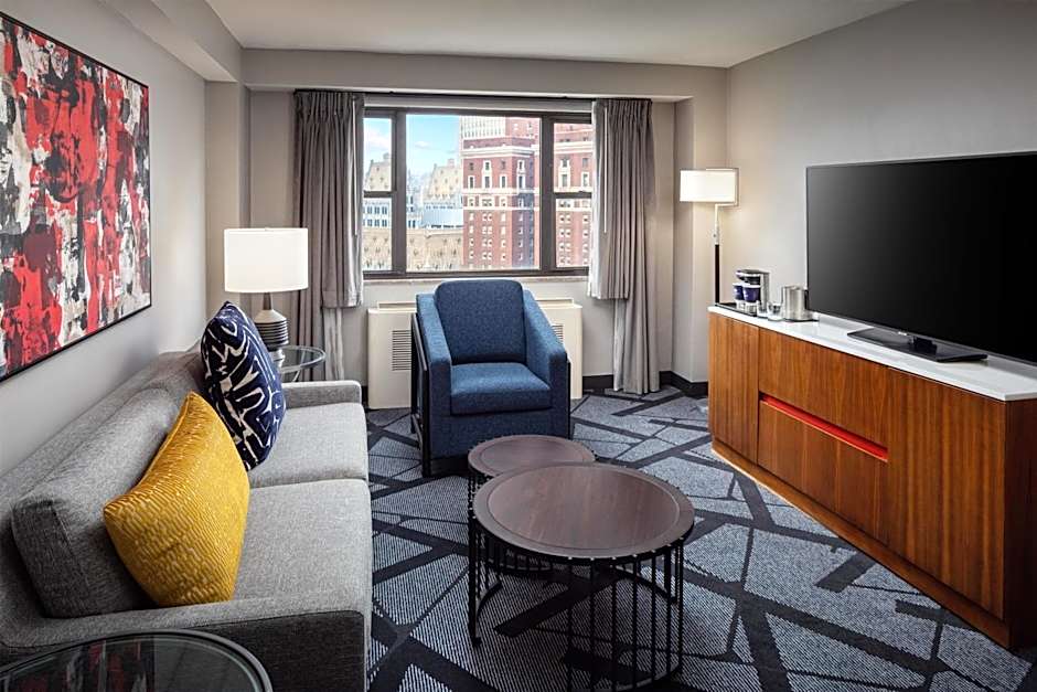 DoubleTree by Hilton Hotel & Suites Pittsburgh Downtown