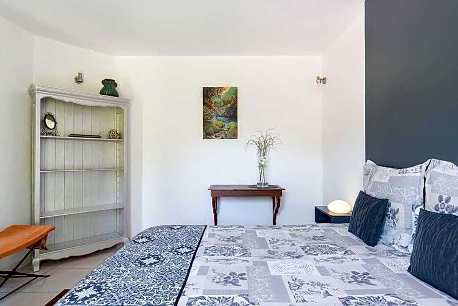 JARDIN SECRET, Bas de villa TOUT CONFORT