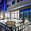 Holiday Inn Express & Suites - Lenexa - Overland Park Area