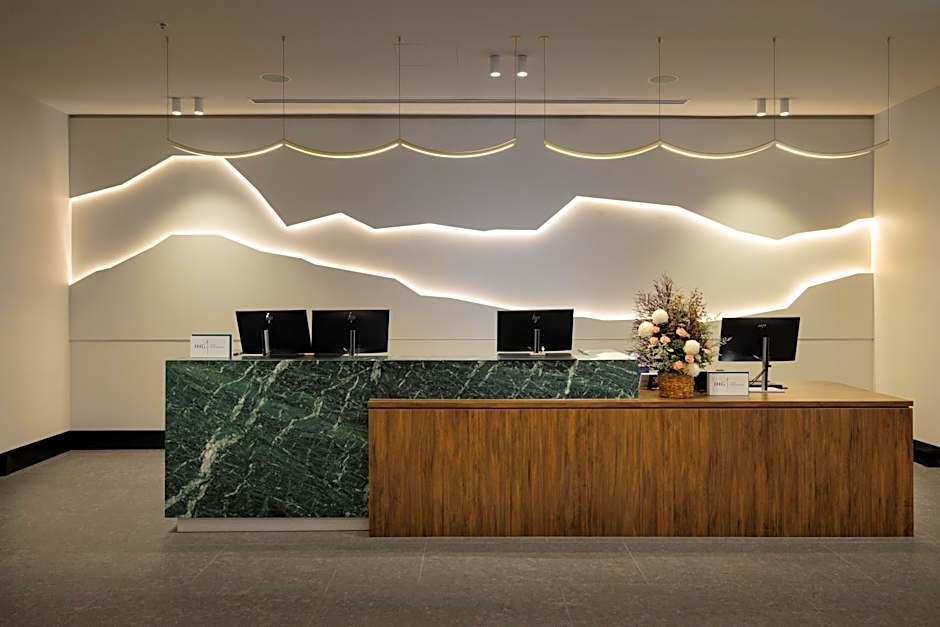 Crowne Plaza Adelaide Mawson Lakes By IHG