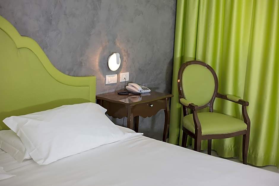 Blue Relais Maggiore