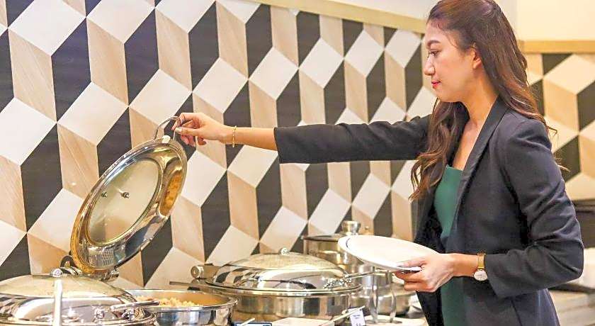 Holiday Inn Express Bangkok Sathorn By IHG