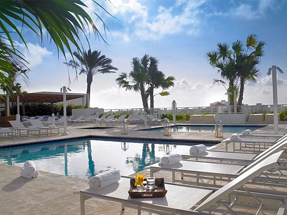 Grand Beach Hotel Surfside West