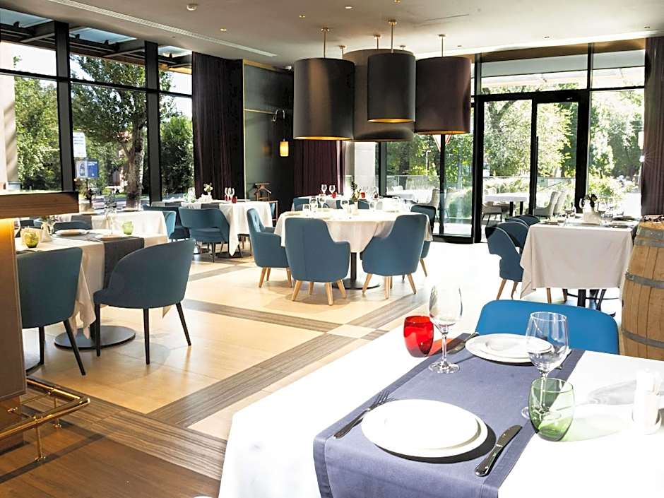 Mercure Almaty City Center
