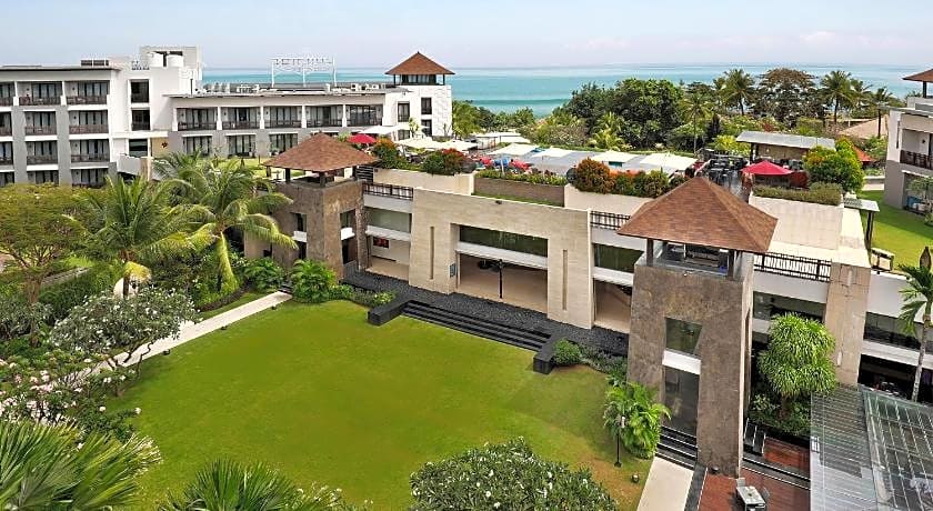 Pullman Bali Legian Beach