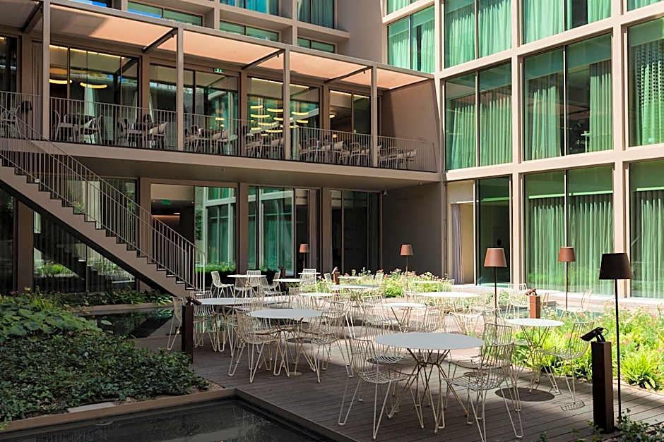 Lumen Hotel & The Lisbon Light Show