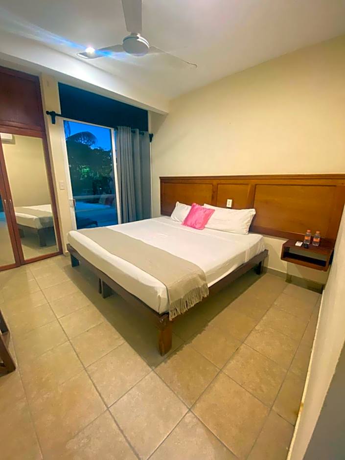 7mo Color Hotel Boutique