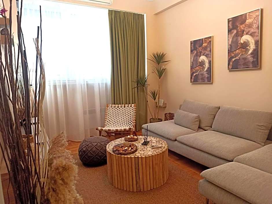 Kallaris Deluxe House