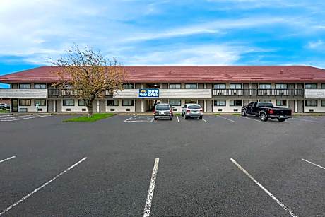 Suburban Studios Peoria