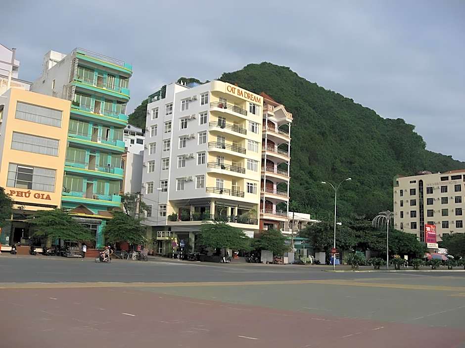 Catba Dream Hotel