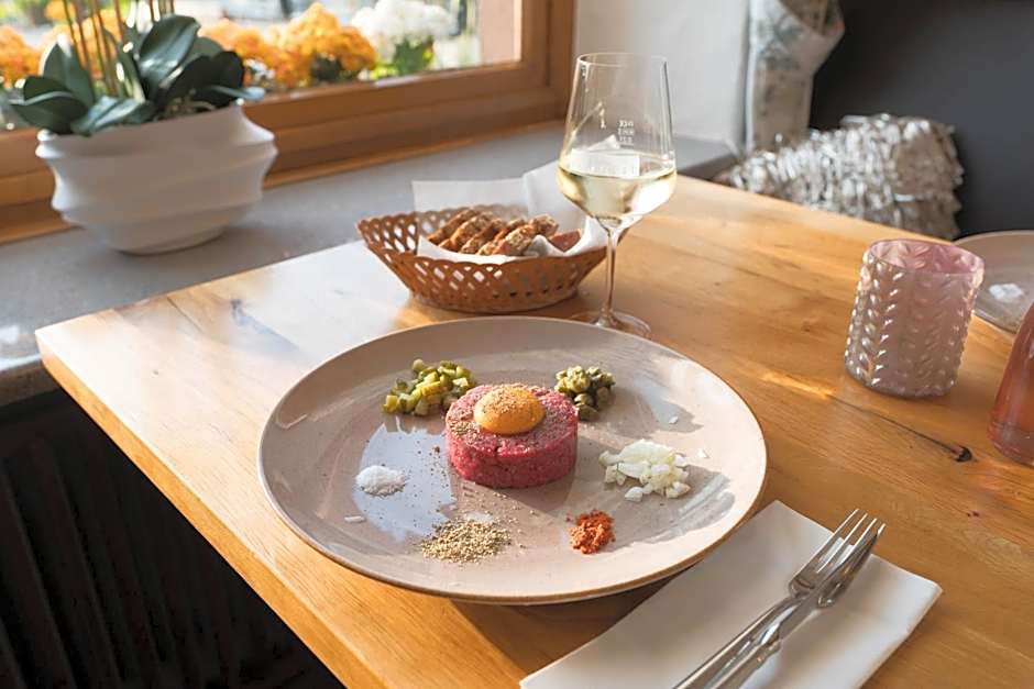 Hotel Haus Burg Metternich