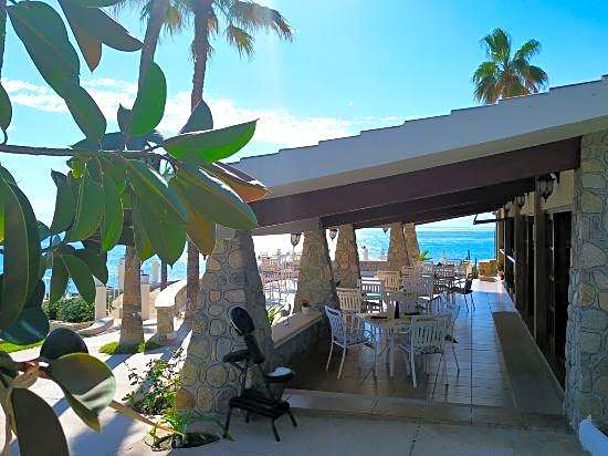 Punta Pescadero Paradise Hotel & Villas