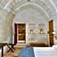 EVANTHIA CAVE SUITES