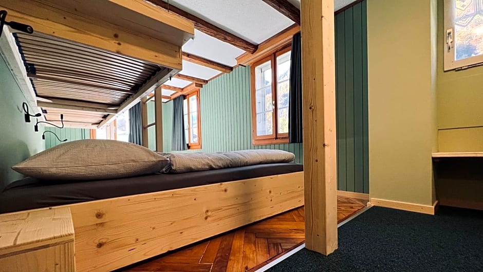 Hotel Alpina Einhorn - Self-Check-In