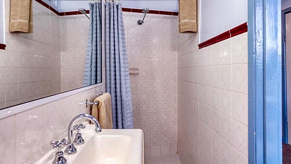 Tumut Farrington motel