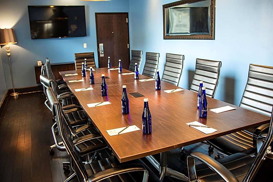 The Strathallan - A DoubleTree By Hilton