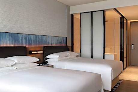 Deluxe Double Room with Two Double Beds and Garden View