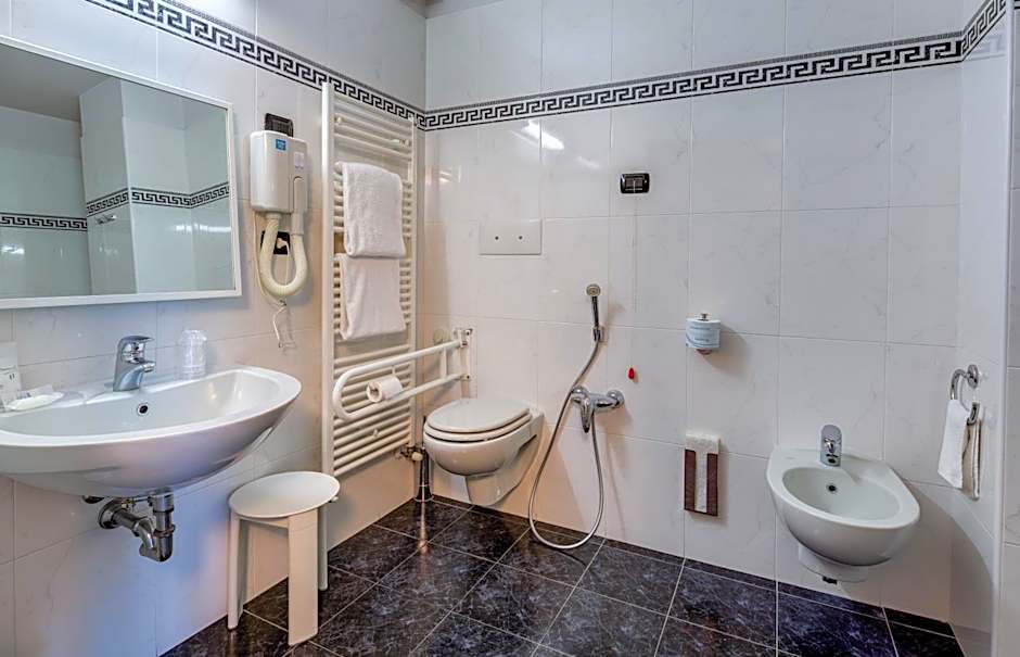 Art & Hotel Aeroporto