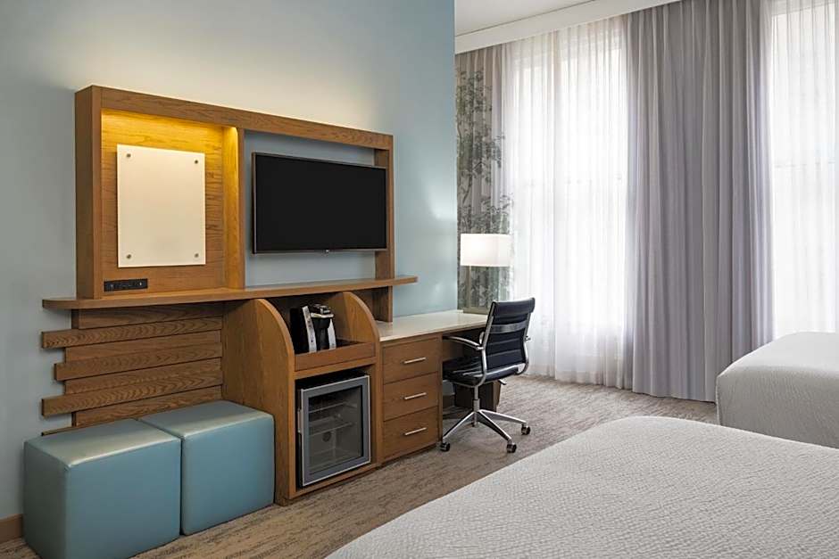 EVEN Hotel Pittsburgh Downtown by IHG