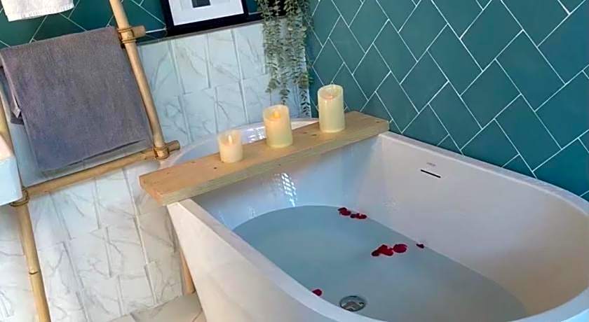 adoor hotel khao yai