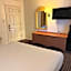 Lark Motel Willits