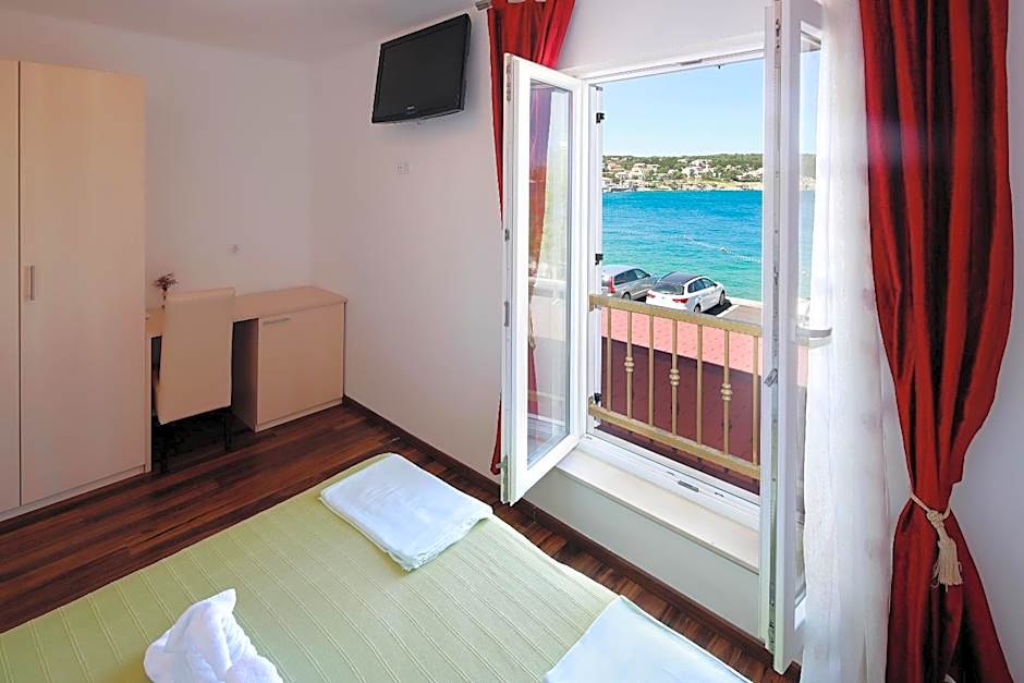 Pension Riviera-Šilo