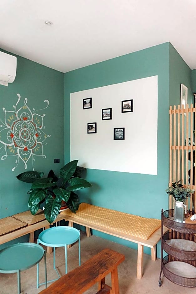 Shanti-Retreat Hotel