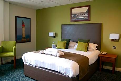 Family Room with Balcony and Harbor View
