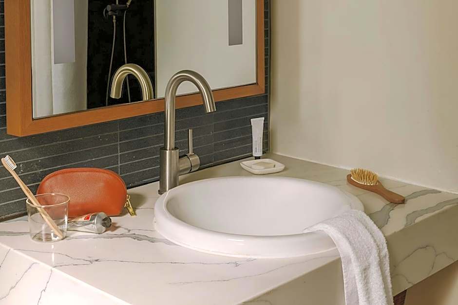 The Abbey Hotel Miami by M11 Collection – Miami Beach, FL