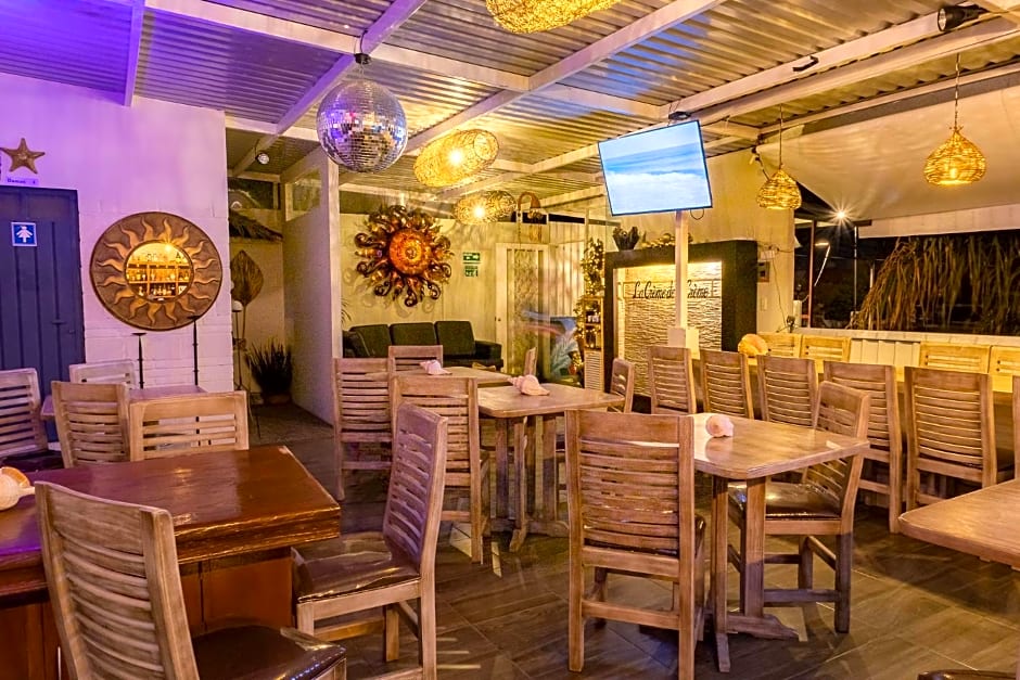 La Créme de la Créme Hostel