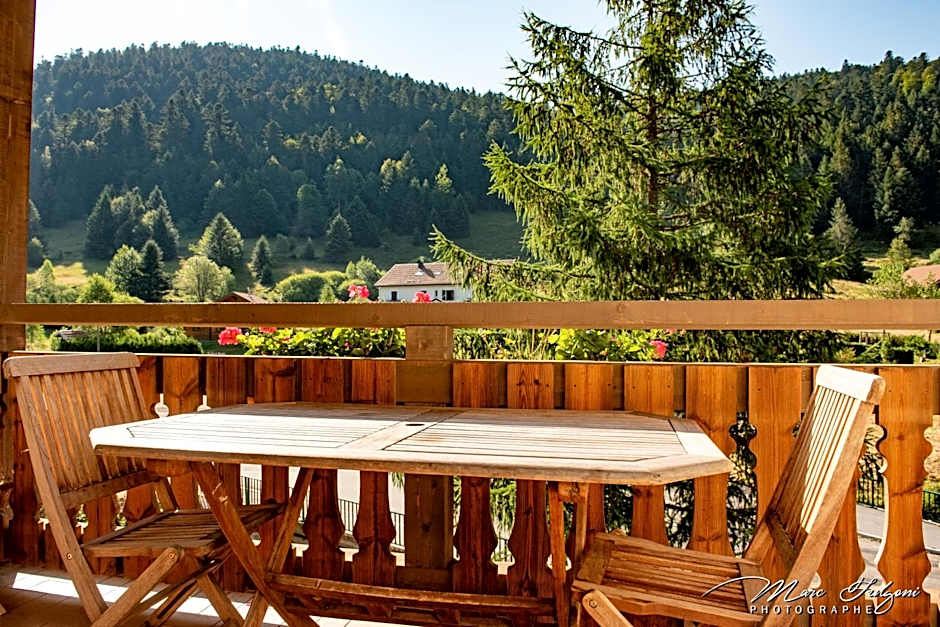 Le Couarôge Chalets et Appartements