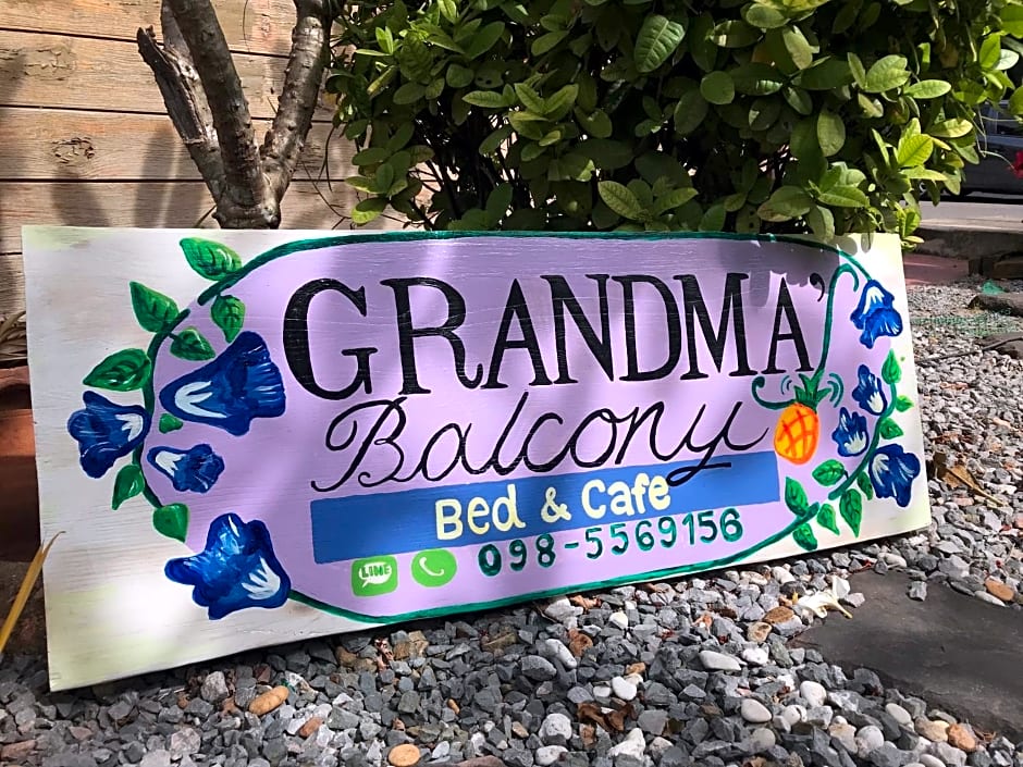 Grandma Balcony – Prachuap Khiri Khan, TX