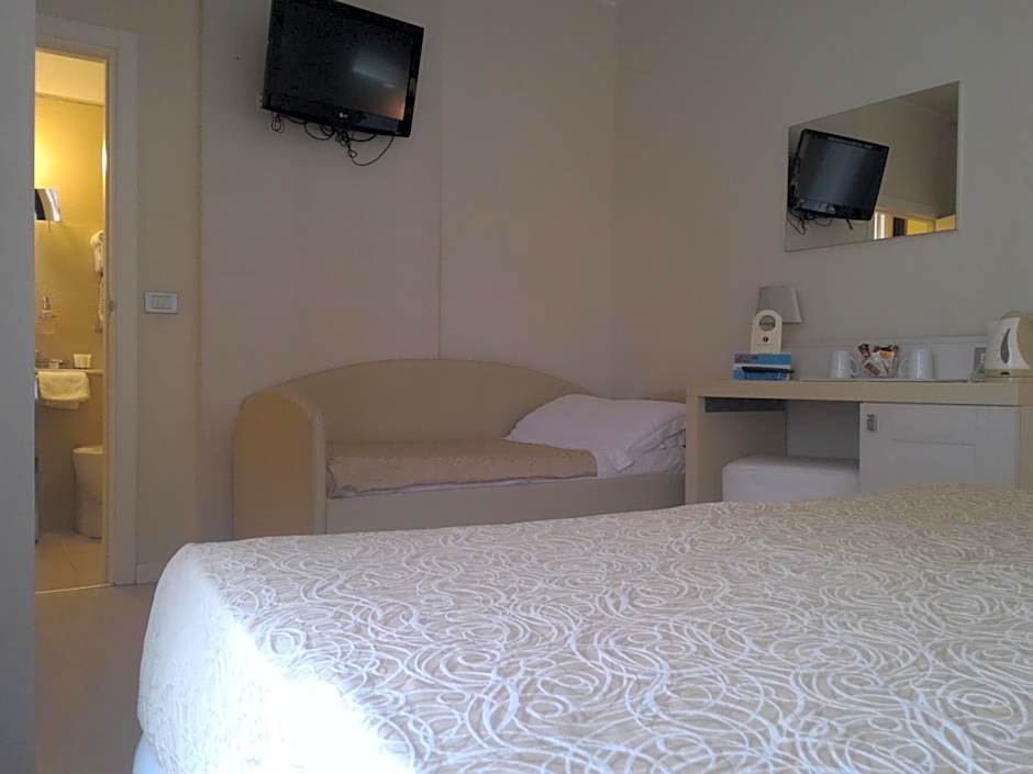 Ferretti Beach Hotel