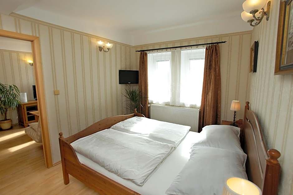 Hotel Štekl - Hrubá Skála